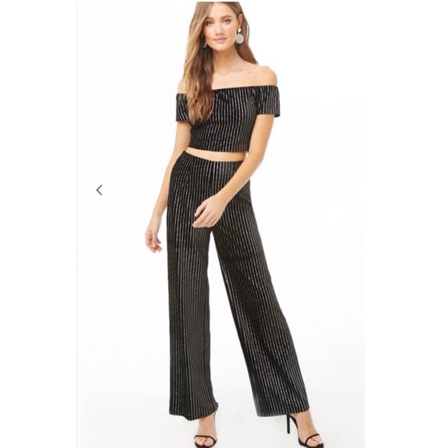 Áo croptop F21 xách tay full tag giảm còn 250k