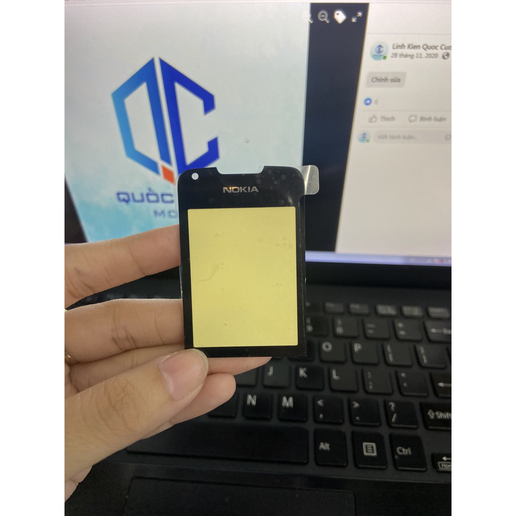 Kính Nokia 8800 zin (Nâu, đen, vàng, carbon) | BigBuy360 - bigbuy360.vn