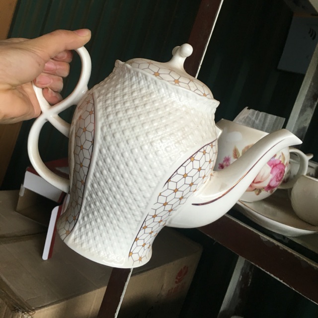 Bộ ấm chén sứ