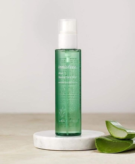 Xịt Khoáng Dưỡng Ẩm, Dịu Da Từ Nha Đam Innisfree Aloe Revital Skin Mist 120ml