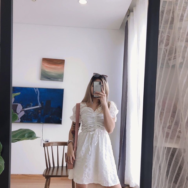 Đầm dáng xòe màu trắng trơn vải xô rút ngực tay ngắn [N2351]