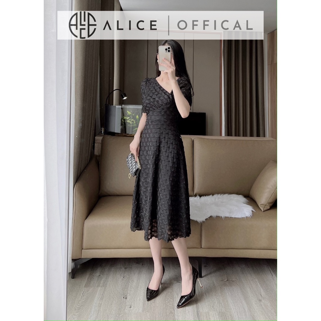 Váy Dáng Xòe Cổ Lệch ALICE Chất Vải Thun Co Giãn Thiết Kế Nhún Ngực Thanh Lịch V821