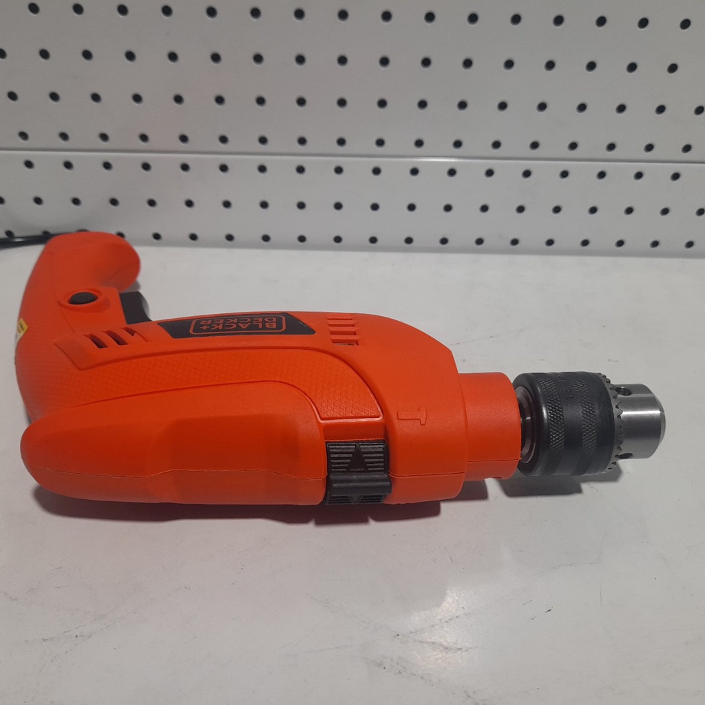 Máy khoan động lực 13mm 550W BLACK+DECKER - HD555KMPR B1