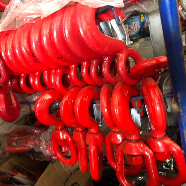 Móc cẩu xoay