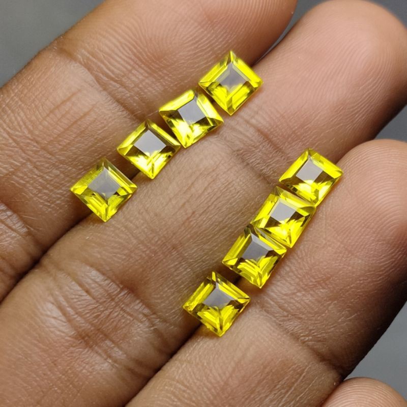 Đá Thạch Anh Tím Tự Nhiên Màu Vàng 5x5mm