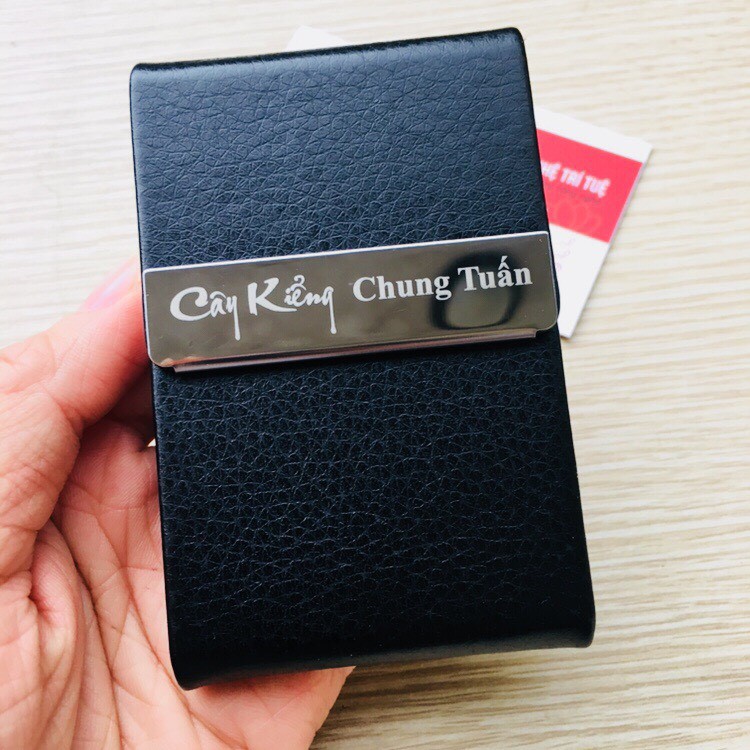 Hộp đựng name card bằng da PU siêu bền, hộp card visit dáng đứng cho nam, khắc tên lấy ngay