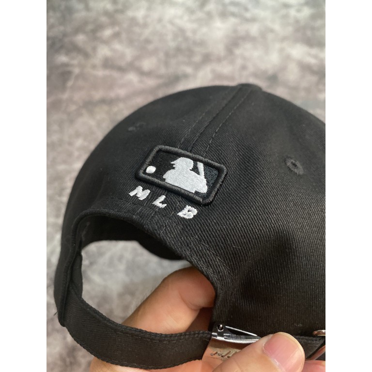 (HÀNG XUẤT XỊN) Mũ / Nón N33 M//L//B LIKE PLANET UNSTRUCTURED BALL CAP BLACK &amp; WHITE full-tem-tag Free size