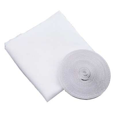 Lưới dán cửa sổ chống muỗi size 130 x 150 cm kèm cuộn băng dính lưới 2 mặt