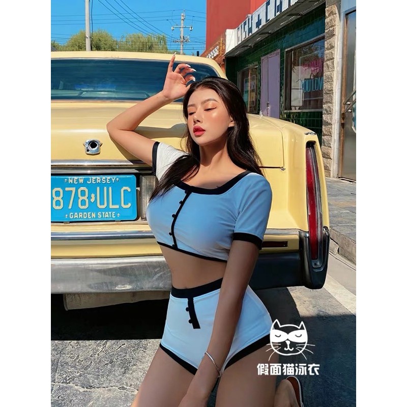 Bikini 2 mảnh uzzlang hàn quốc 2021 trắng viền đen cộc tay | BigBuy360 - bigbuy360.vn