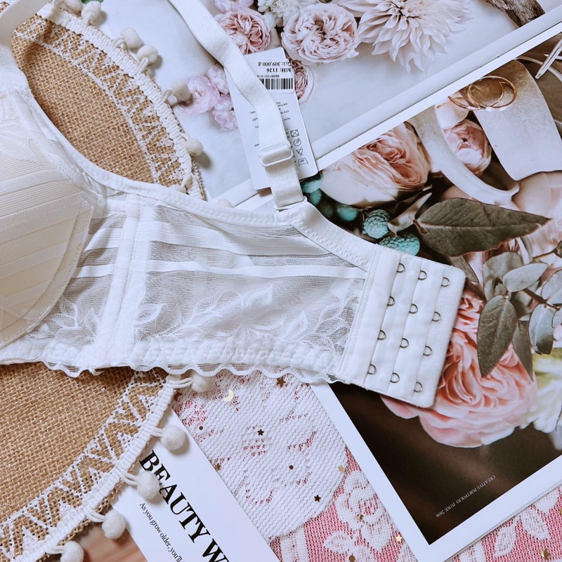 Áo Ngực Định Hình Ren Lovely Chính Hãng  Độn Dày 5p - Siêu Nâng,Tạo Khe Hoàn Hảo VIP