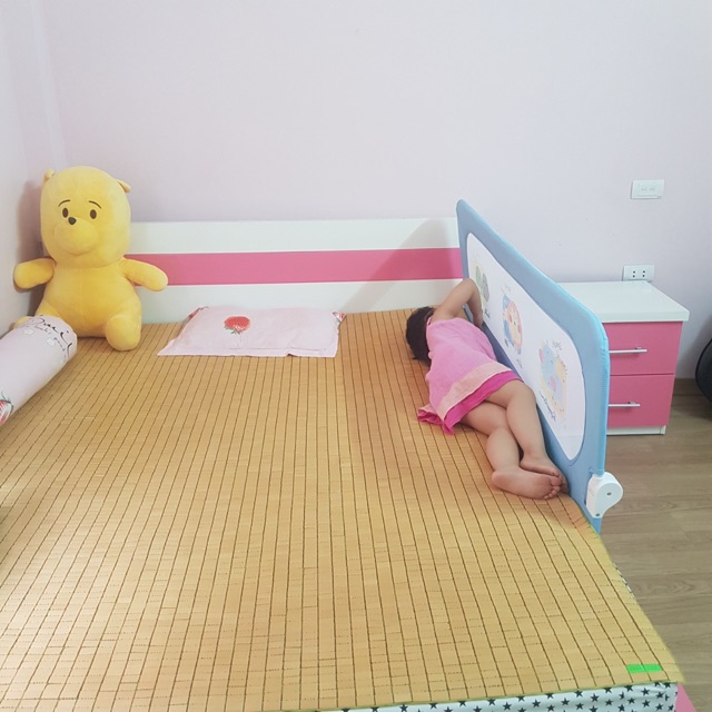 Thanh chắn giường an toàn cho bé Mastela MSTLBR002 - Hàng chính hãng bảo hành 1 năm - giúp bé ngủ riêng an toàn
