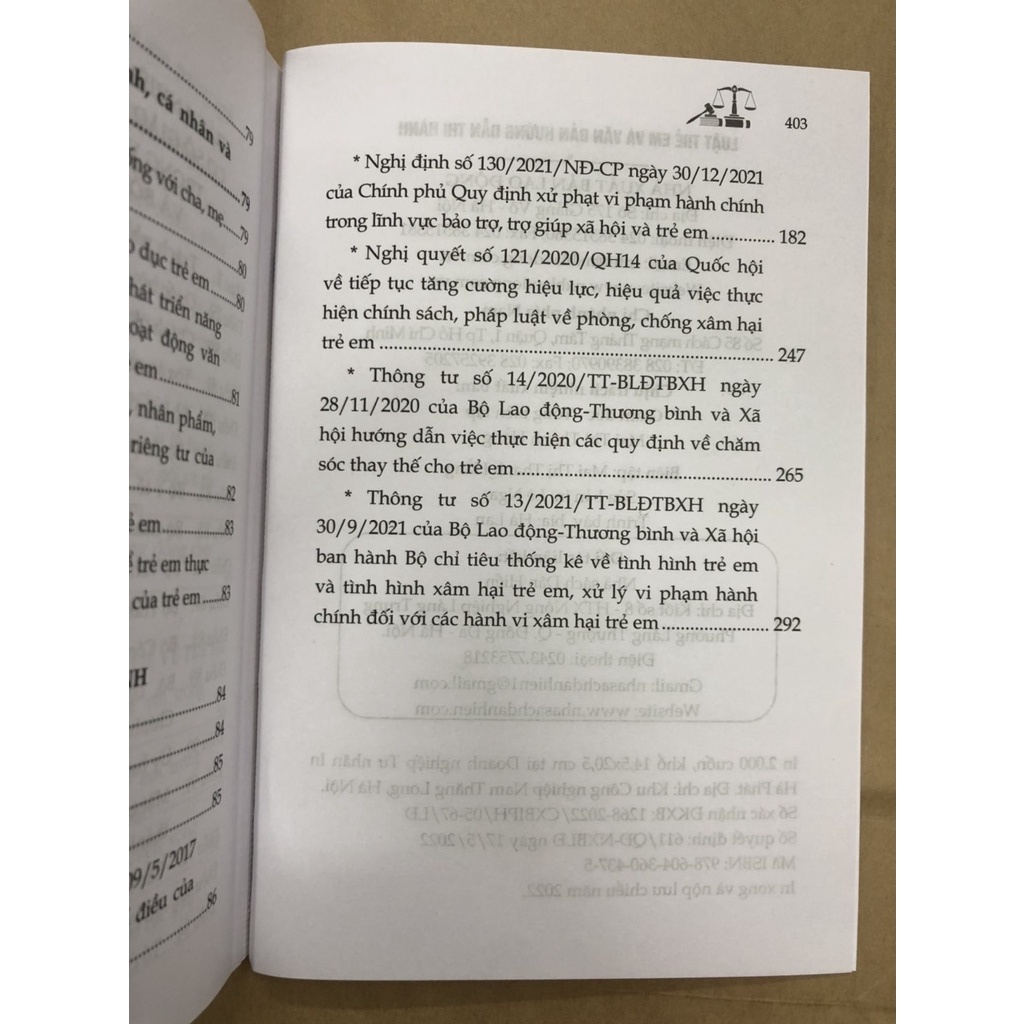 Sách Luật trẻ em và văn bản hướng dẫn thi hành