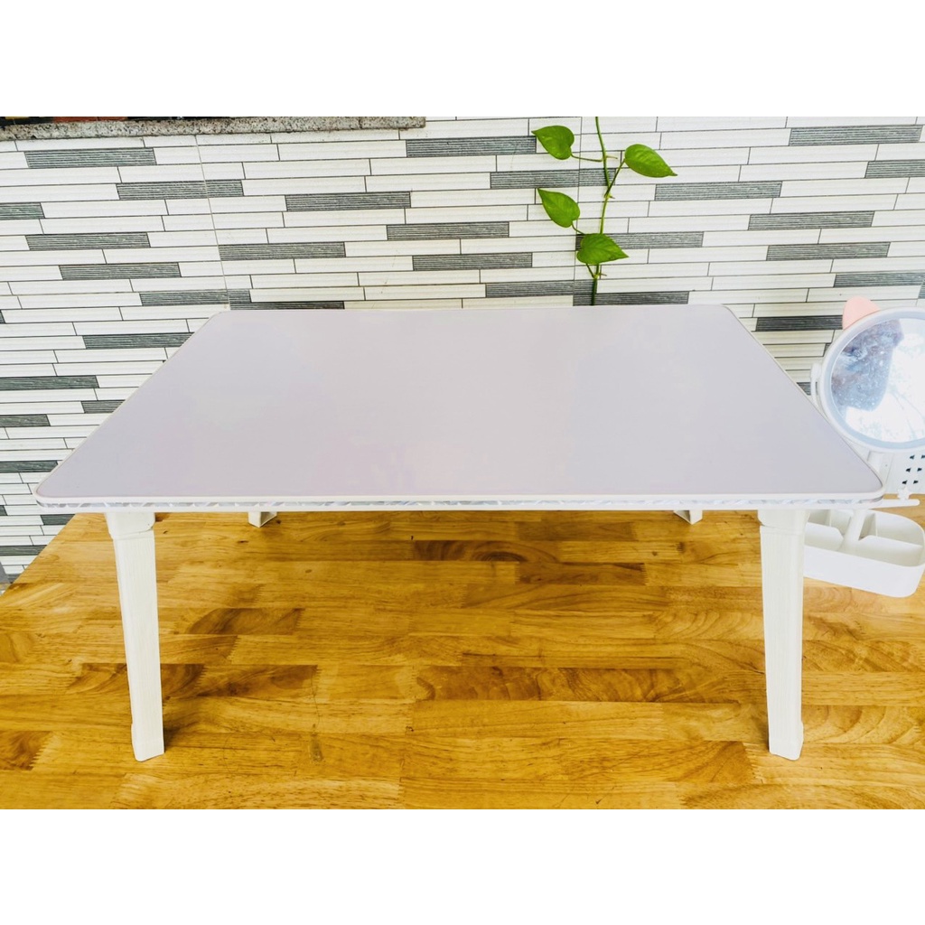 Bàn học sinh ,sinh viên gấp gọn Vân Gỗ - ĐEN kích thước 40/60 cm ( cam kết như hình )