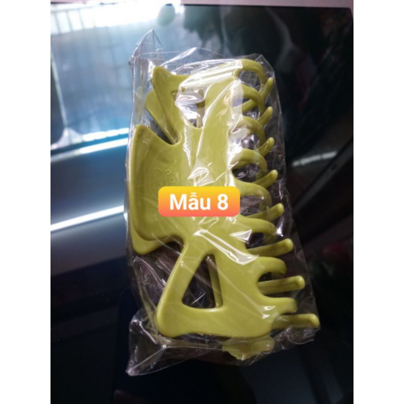 Kẹp tóc càng cua loại lớn. Mẫu mới nhất. Giá 18k 1 cái.Hàng đẹp chắc chắn