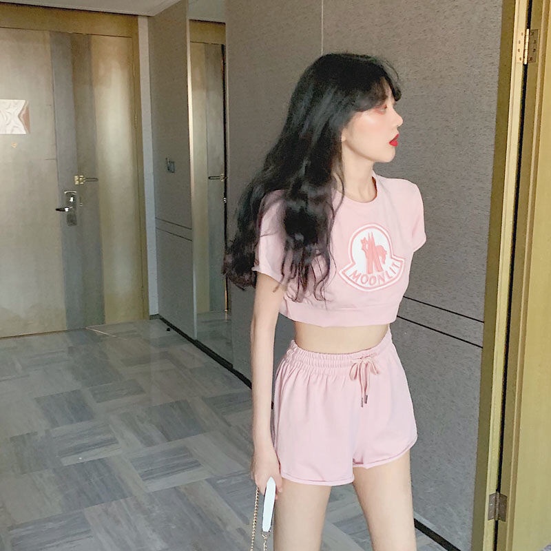 Set Áo Thun Ngắn Tay + Quần short Ống Rộng Thời Trang Thể Thao Cho Nữ