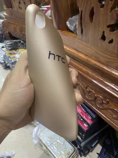 Ốp lưng htc 816 dẻo in logo thời trang.