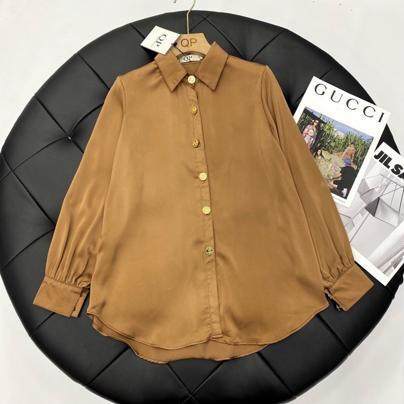 Áo sơ mi khuy đồng