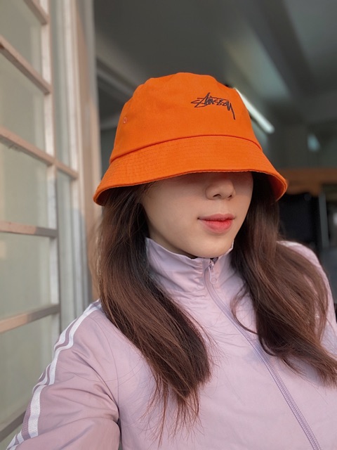 NÓN BUCKET S t u s s y BY VJAY