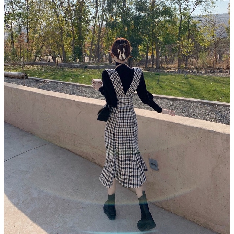 SET YẾM VÁY DẠ TWEED ĐUÔI CÁ DÁNG DÀI HOẠ TIẾT KẺ CẢO VÀ ÁO THUN TAY BỒNG NHẸ CỔ BA PHÂN