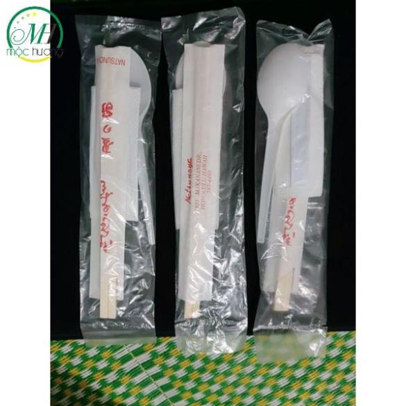 Combo 100 Set Thìa Đũa Tăm ( vỏ bất kì )