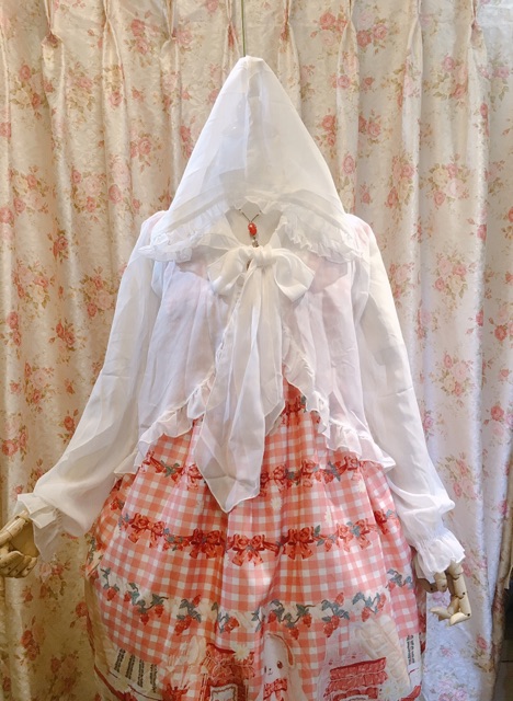 Khoác hoodie ren bèo lolita tay phồng