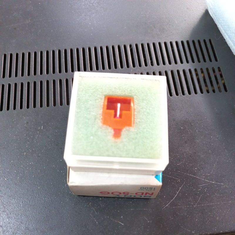 Kim đĩa than  sony nd-50g