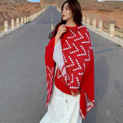 Áo Choàng Thổ Cẩm