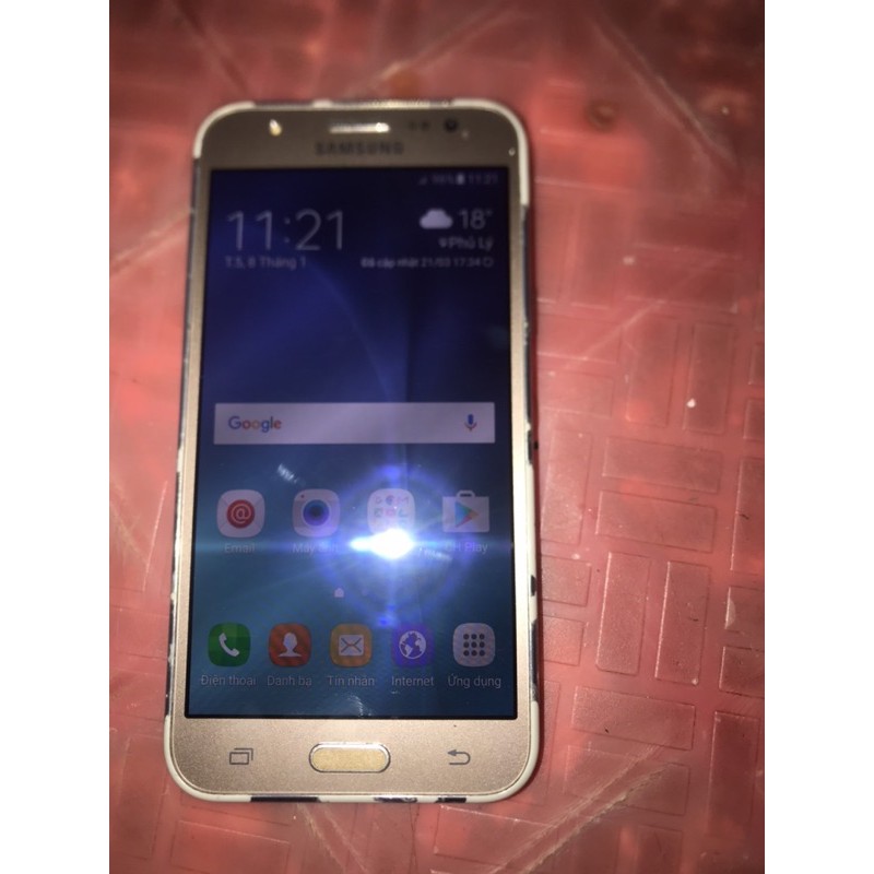 Điện thoại samsung galaxy j500