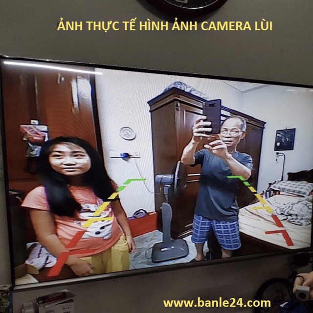 Camera lùi cho xe ô tô cực nét, dùng điện 12V trên xe hơi, mẫu inox màu đen CCD | BigBuy360 - bigbuy360.vn
