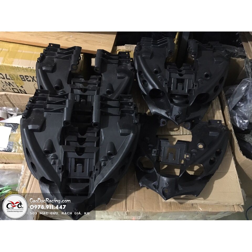 Khuôn nhựa mắt cú ex135