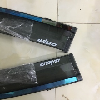 Vè mưa chỉ mạ toyota wigo 2018