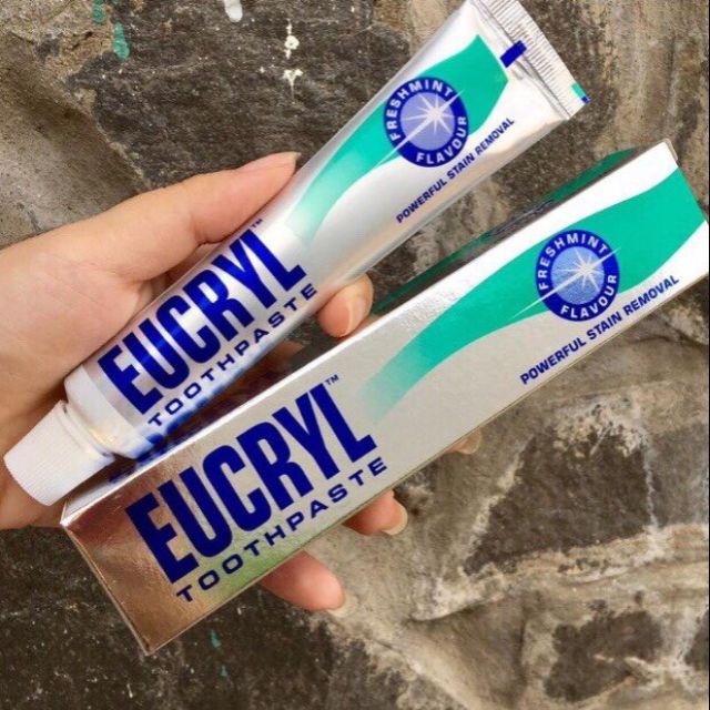Kem đánh trắng răng Eucryl Anh