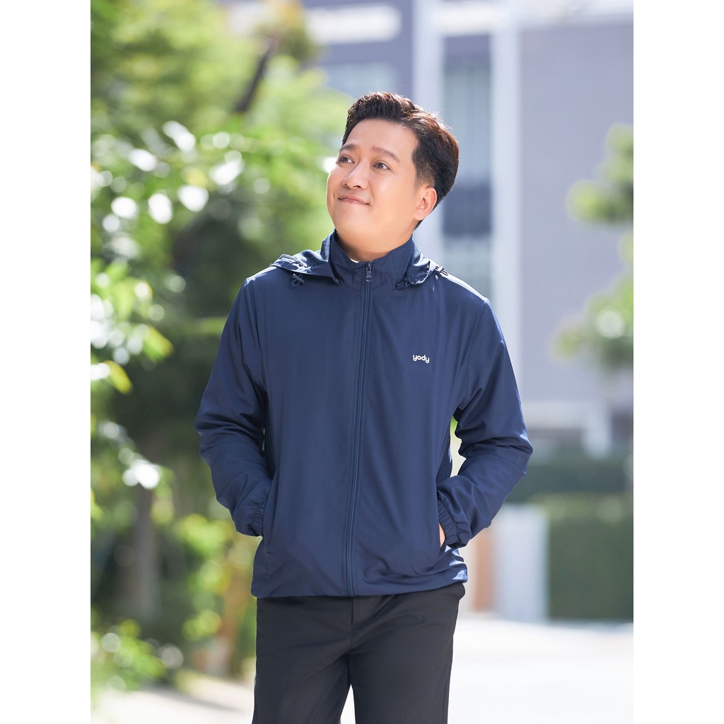 Áo Khoác Gió Nam YODY Giữ Ấm Trượt Nước Thông Minh AKM5041