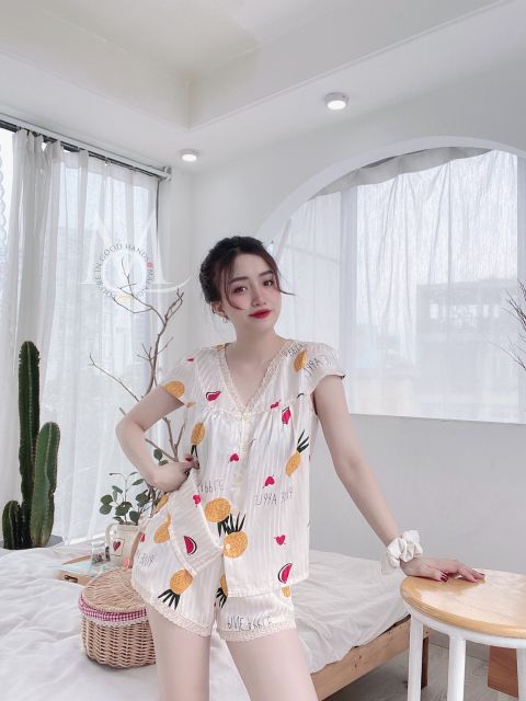 BỘ SỌT CỔ V GẤM MAI NGÔ | BigBuy360 - bigbuy360.vn