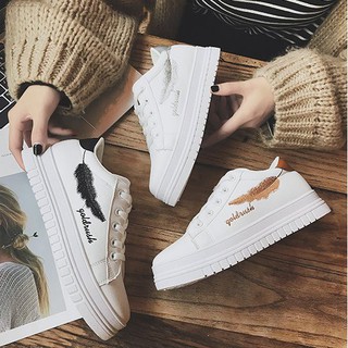 Giày Sneaker độn đế trắng thêu hình lá siêu đẹp