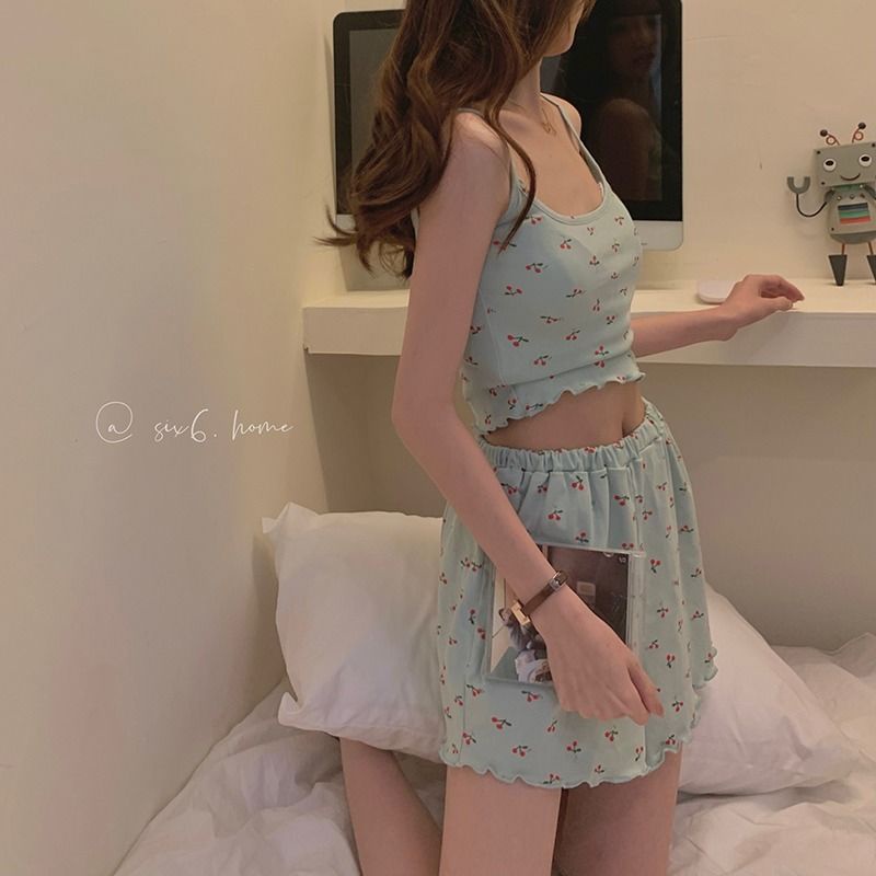 Bộ Đồ Ngủ Hai Dây Xinh Xắn Dành Cho Nữ