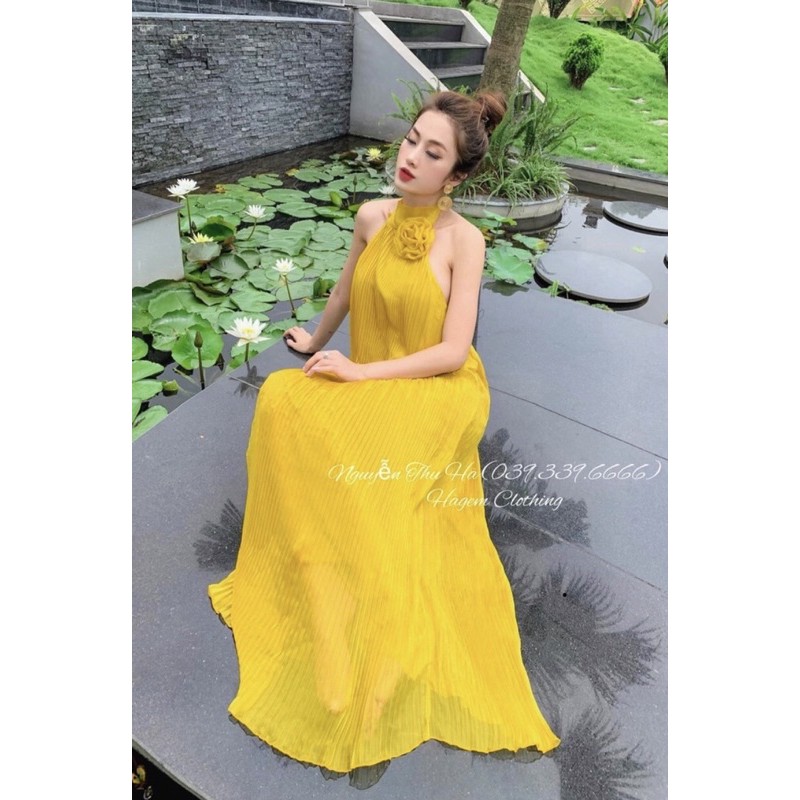 Đầm maxi cổ yếm dập ly