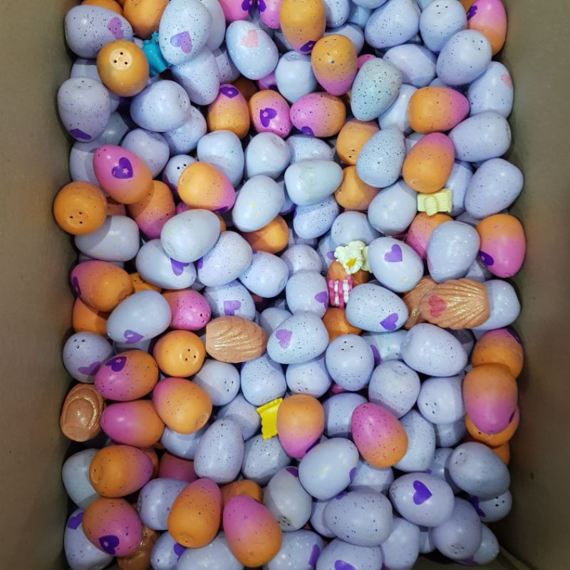 trứng hatchimal phát ngẫu nhiên