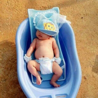 Lưới tắm em bé siêu tiện lợi cho mẹ và bé