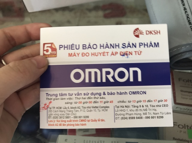 Máy đo huyết áp Omron Hem 7120