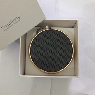 Loa bluetooth cầm tay mini