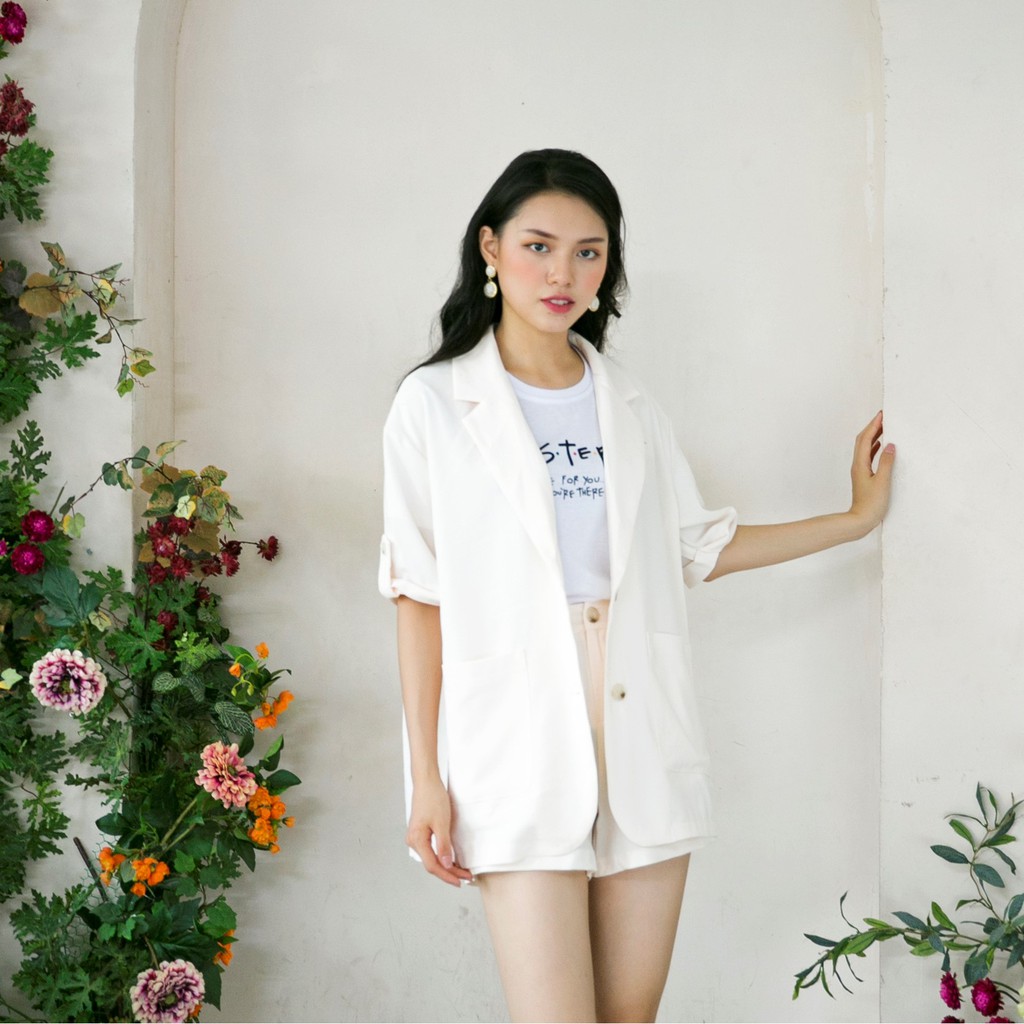 Set áo cổ vest 2 túi + quần short be IFU 06-2873