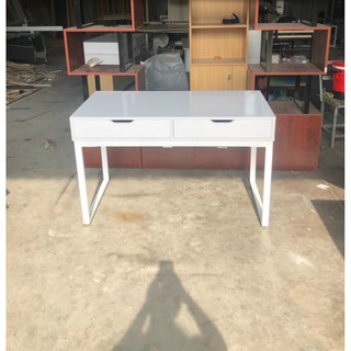 Bàn làm việc, bàn làm việc văn phòng, bàn nhân viên, bàn trang điểm có ngăn kéo đựng đồ chân sắt chắc chắn