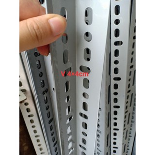 [4 cây] sắt v lỗ (4*4) dài 1m