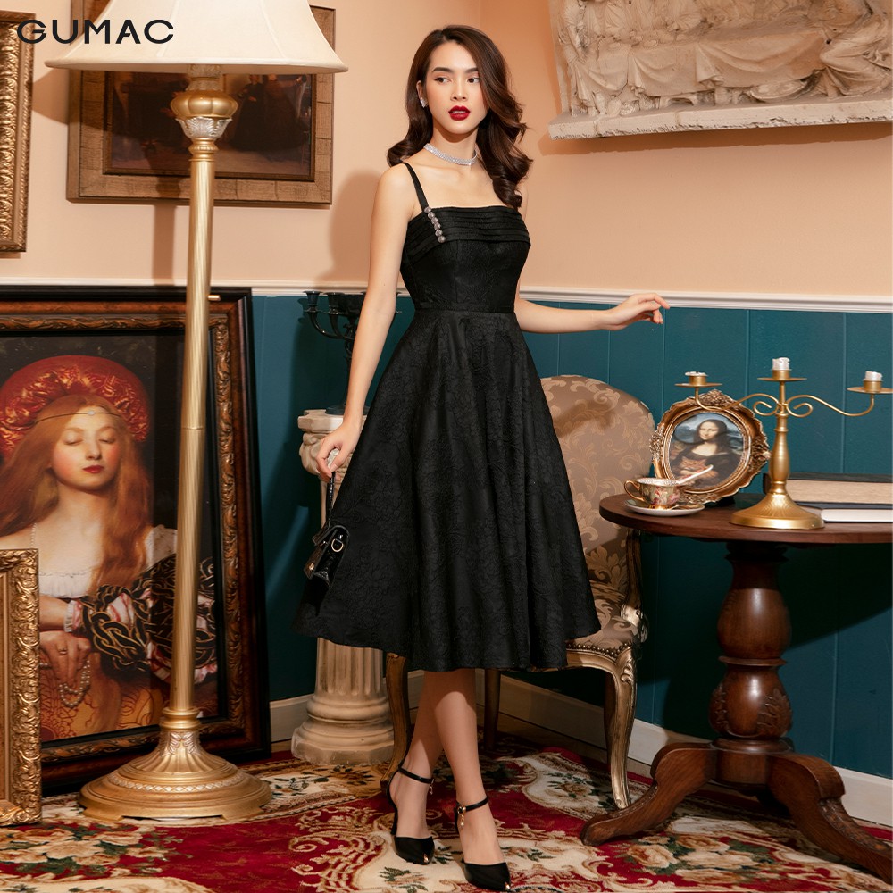 [Mã WABRGU155 giảm 15% tối đa 50k đơn 199k] Đầm nữ Luxury GUMAC 2 dây sexy sang trọng màu đen mới DVB1174 | BigBuy360 - bigbuy360.vn