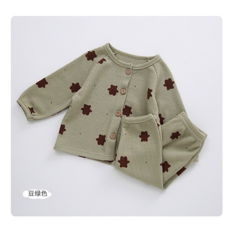 Bộ cotton tổ ong in hình gấu cho bé
