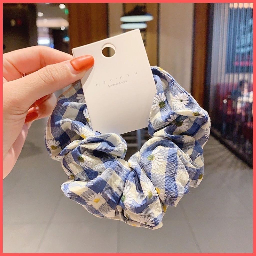 Dây cột tóc Scrunchies Hoa Cúc Caro, Chất Vải mềm mịn, Nhiều màu sắc tươi tắn dễ thương