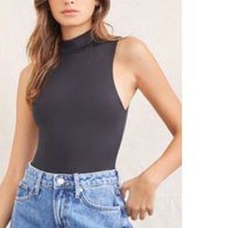Body suit lỗi dơ size s còn trắng