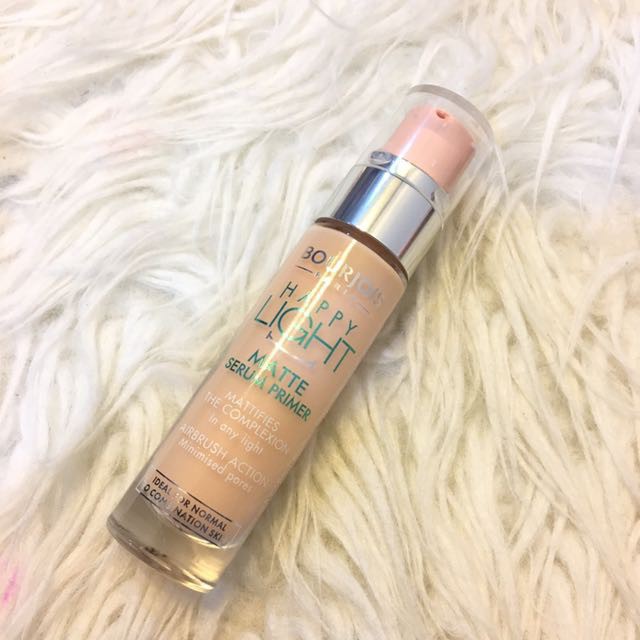 Kem lót Bourjois Happy Light | BigBuy360 - bigbuy360.vn