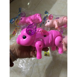 Đồ chơi lợn chạy pin kèm dây dắt